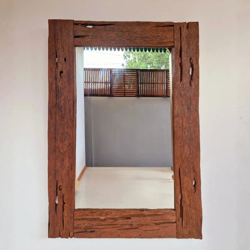 Cermin Bantalan Rel Tempel Tembok