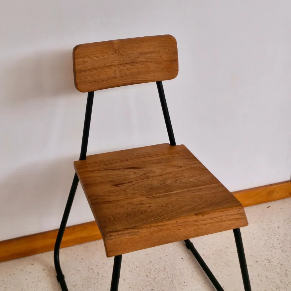 Kursi Kayu Minimalis Premium Coklat Solid