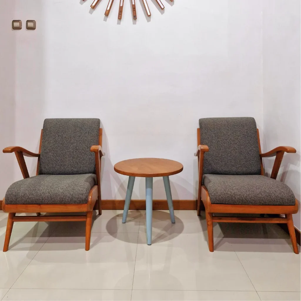 Set Meja Oval dan Sofa Kursi Kayu Jati - Detail 2