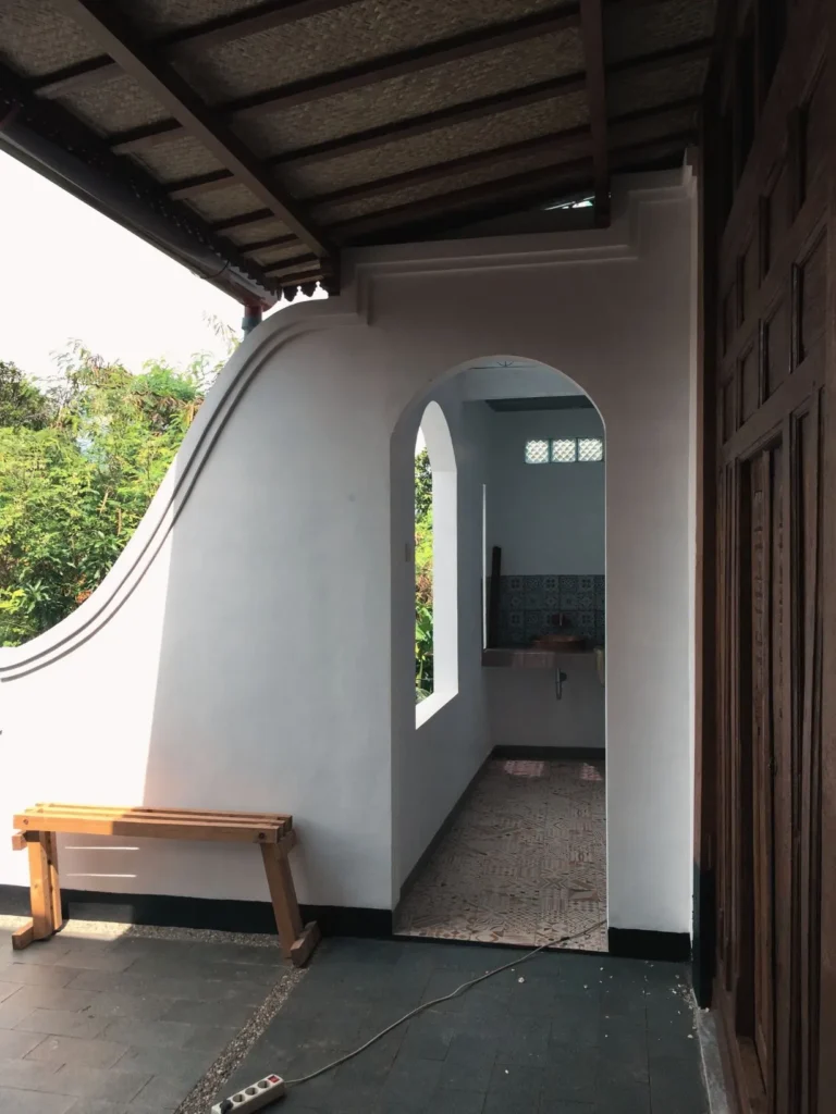 Limasan Bu Nastiti Dosen UGM