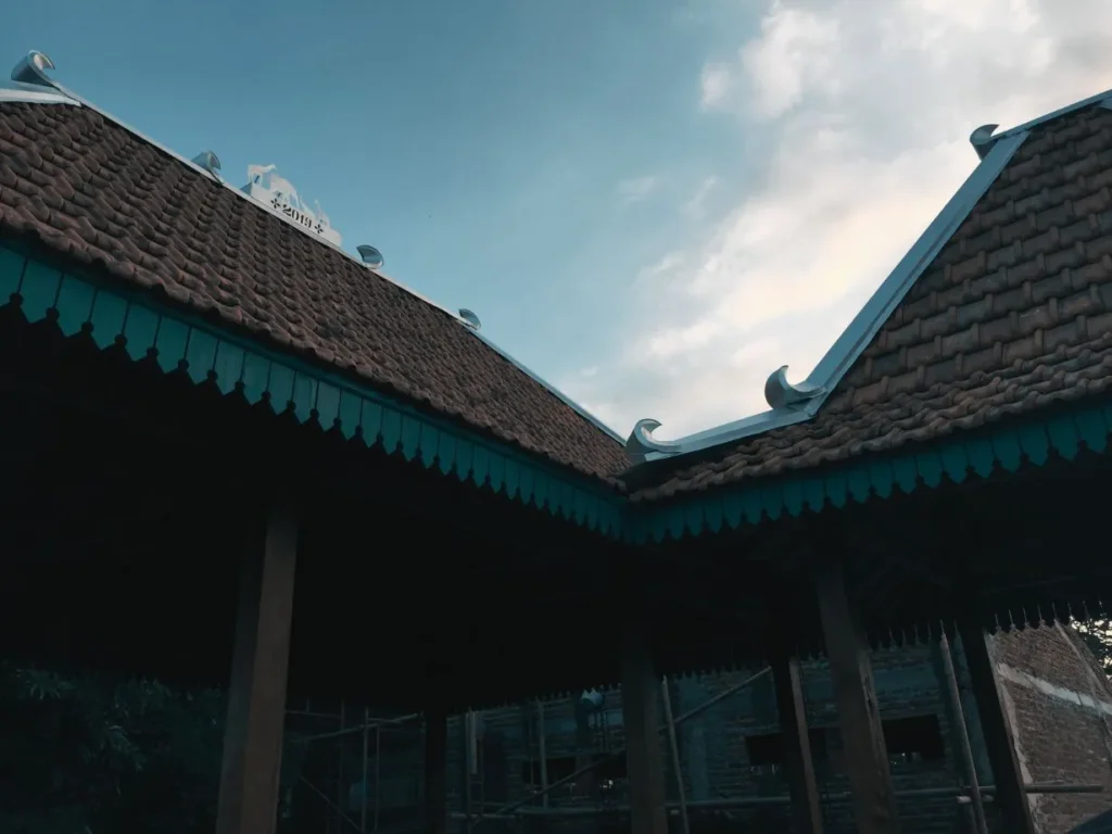 Limasan Bu Nastiti Dosen UGM