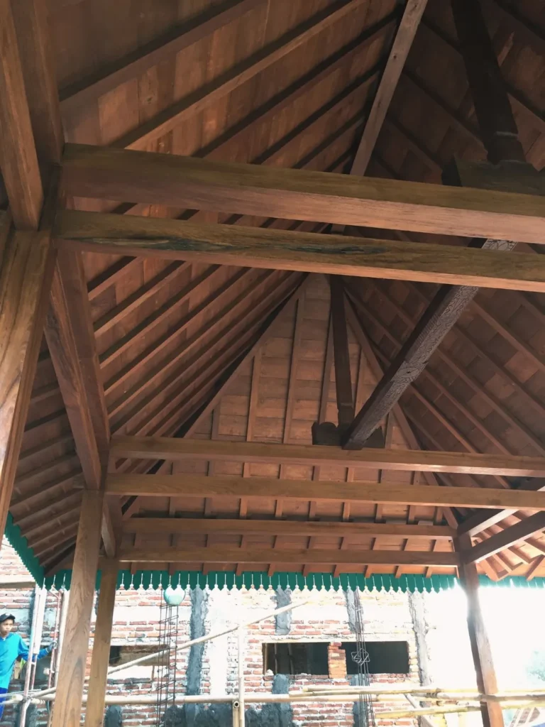 Limasan Bu Nastiti Dosen UGM