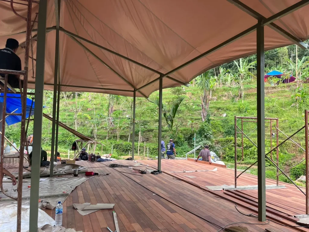 Pakarangan.id Glamping Resort Pabangbon Bogor