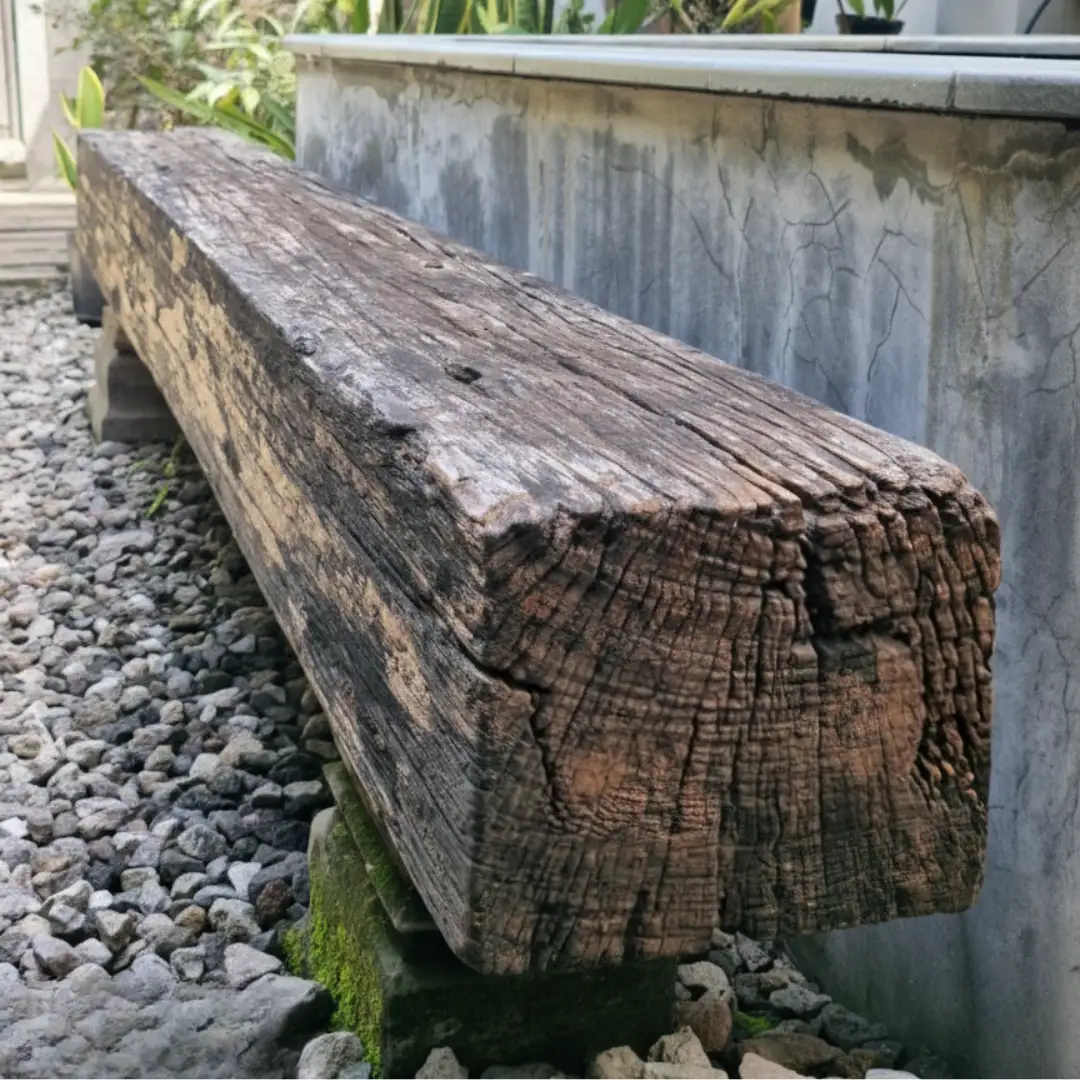 Bangku Outdoor Ulin Lawasan