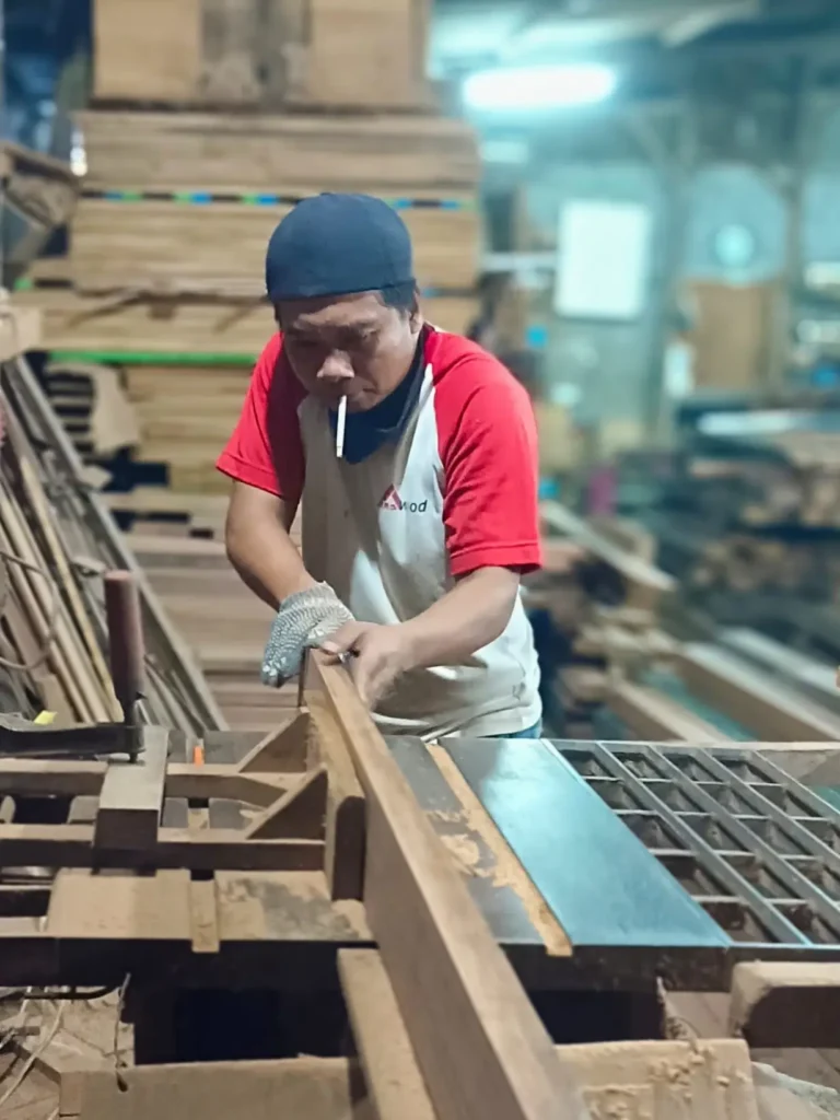 Decking Glamping Kaura Bali