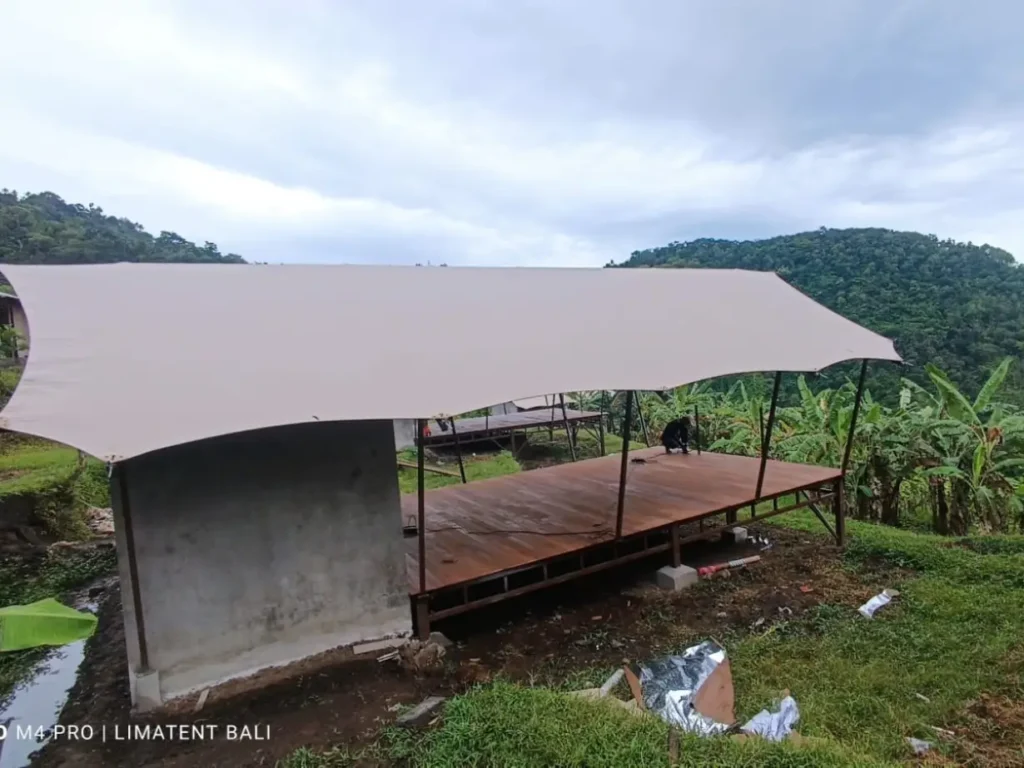 Decking Glamping Kaura Bali