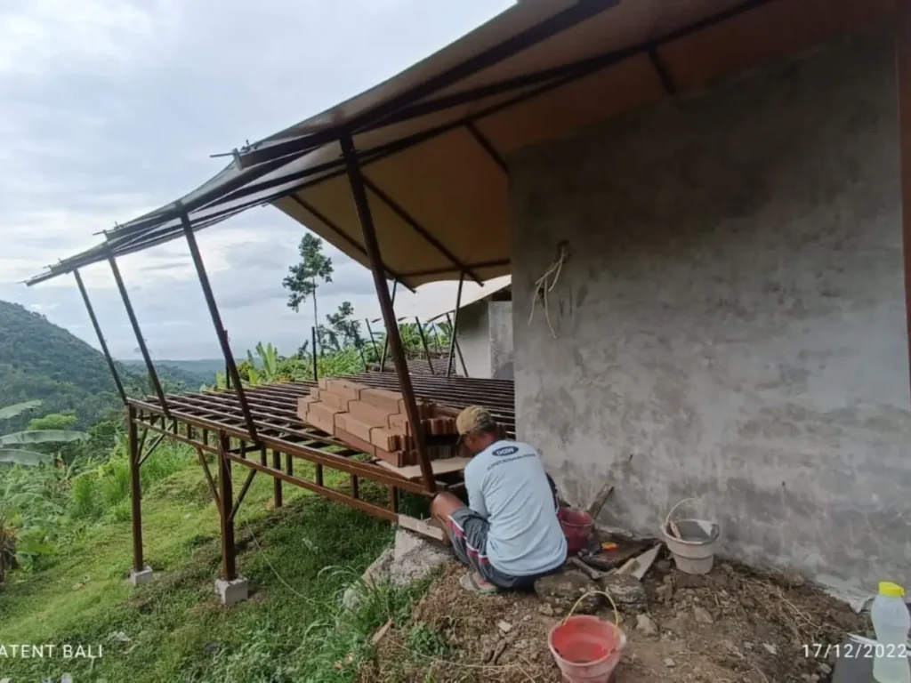 Decking Glamping Kaura Bali