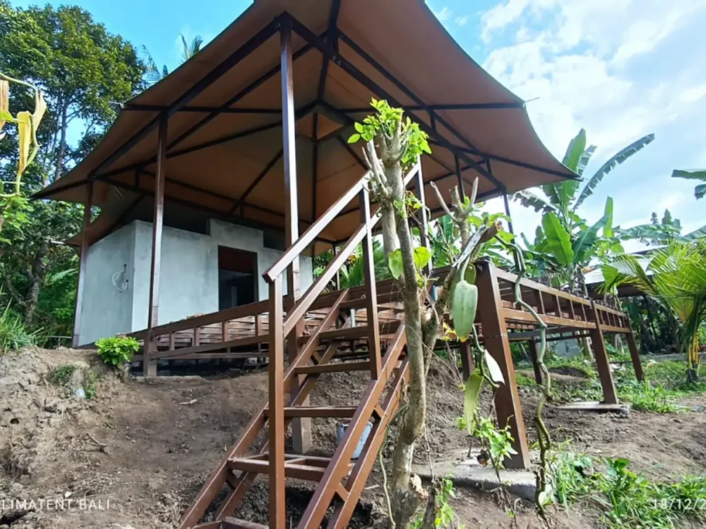 Decking Glamping Kaura Bali
