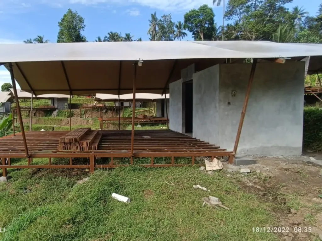 Decking Glamping Kaura Bali