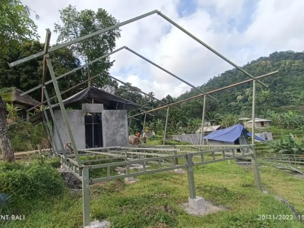 Decking Glamping Kaura Bali