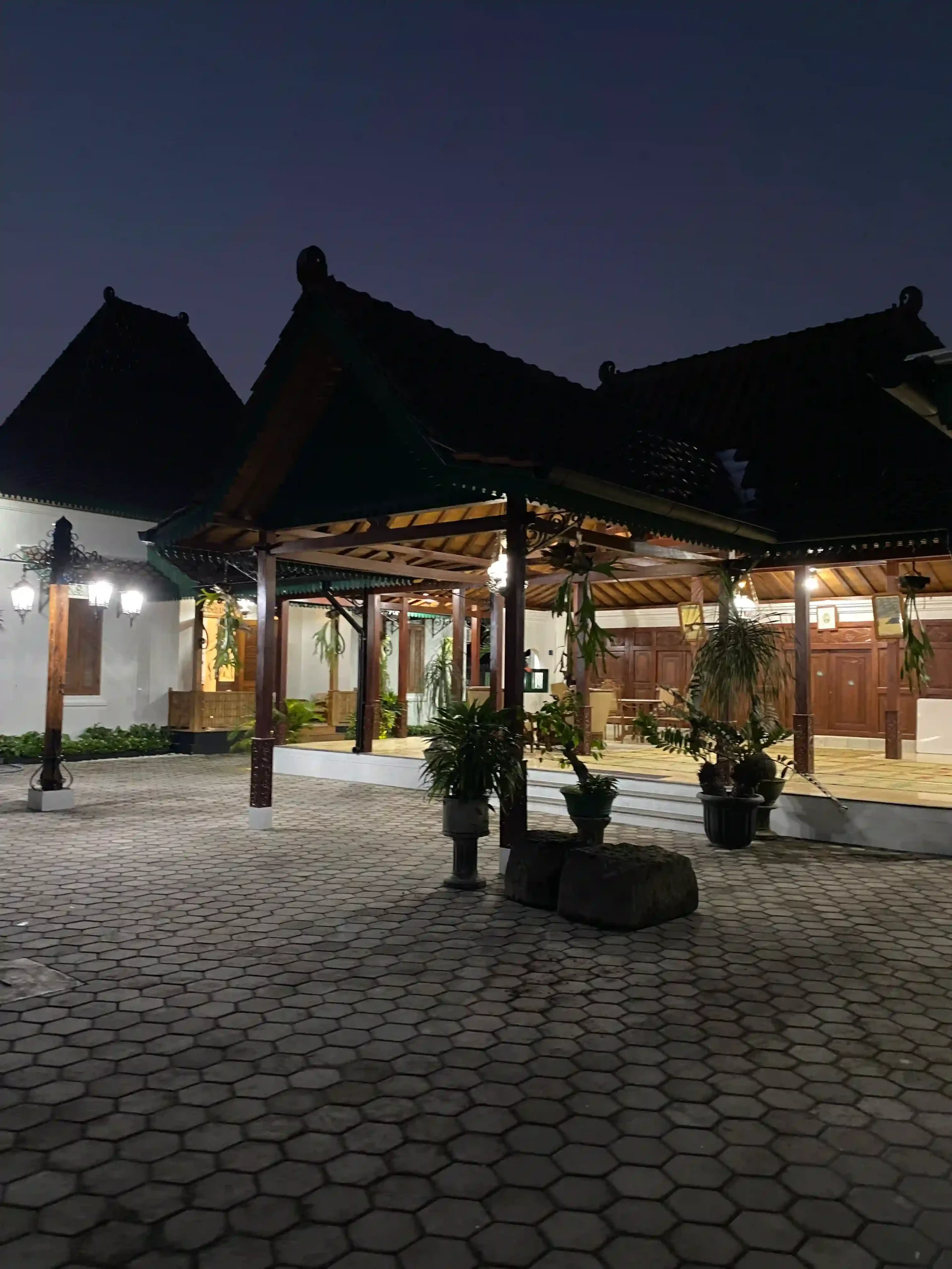 Rumah Limasan