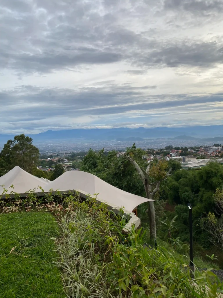 Tebing View Azana Hotels Collection Lembang Bandung