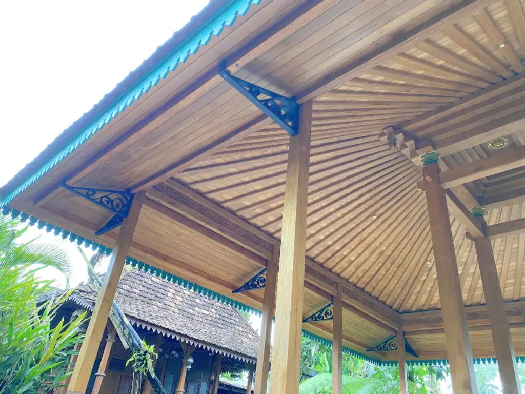 Joglo Soko 18an Bapak Anas Kadilobo Turi Sleman