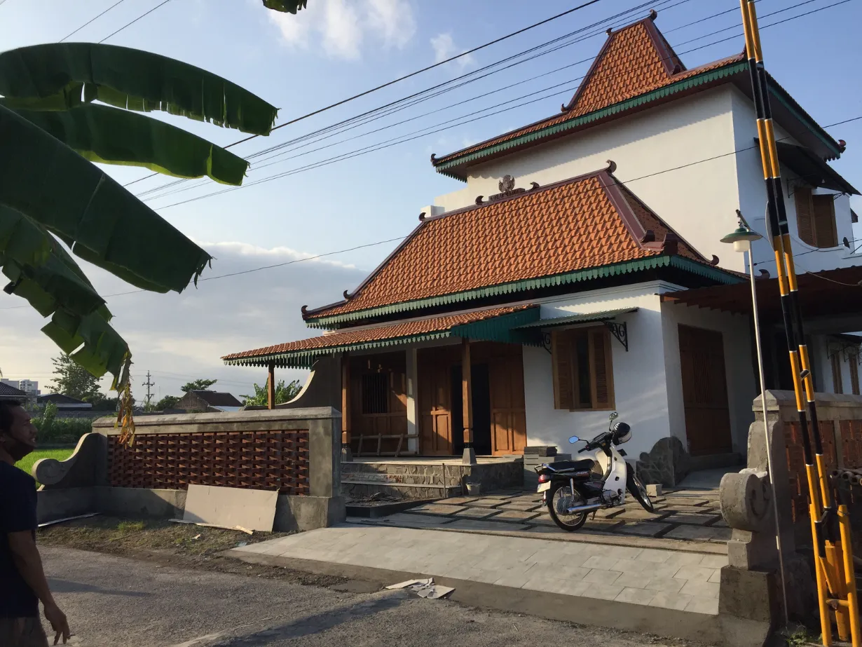 Rumah Kayu Eksklusif