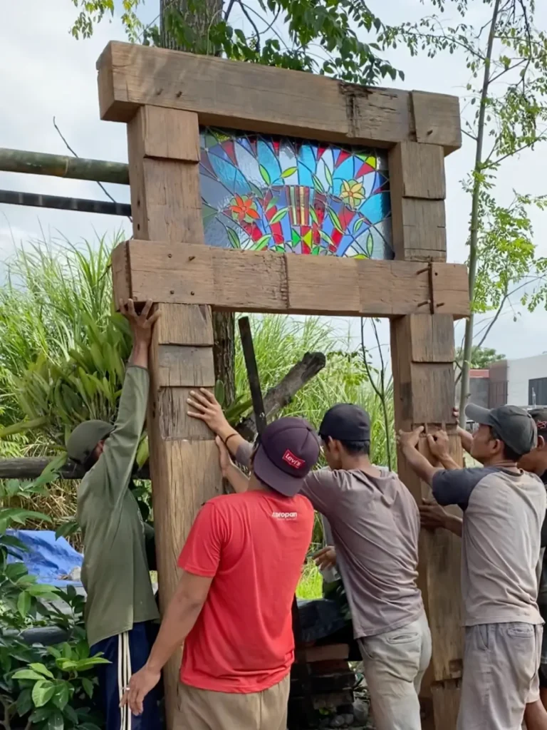 Kusen Bantalan Kereta