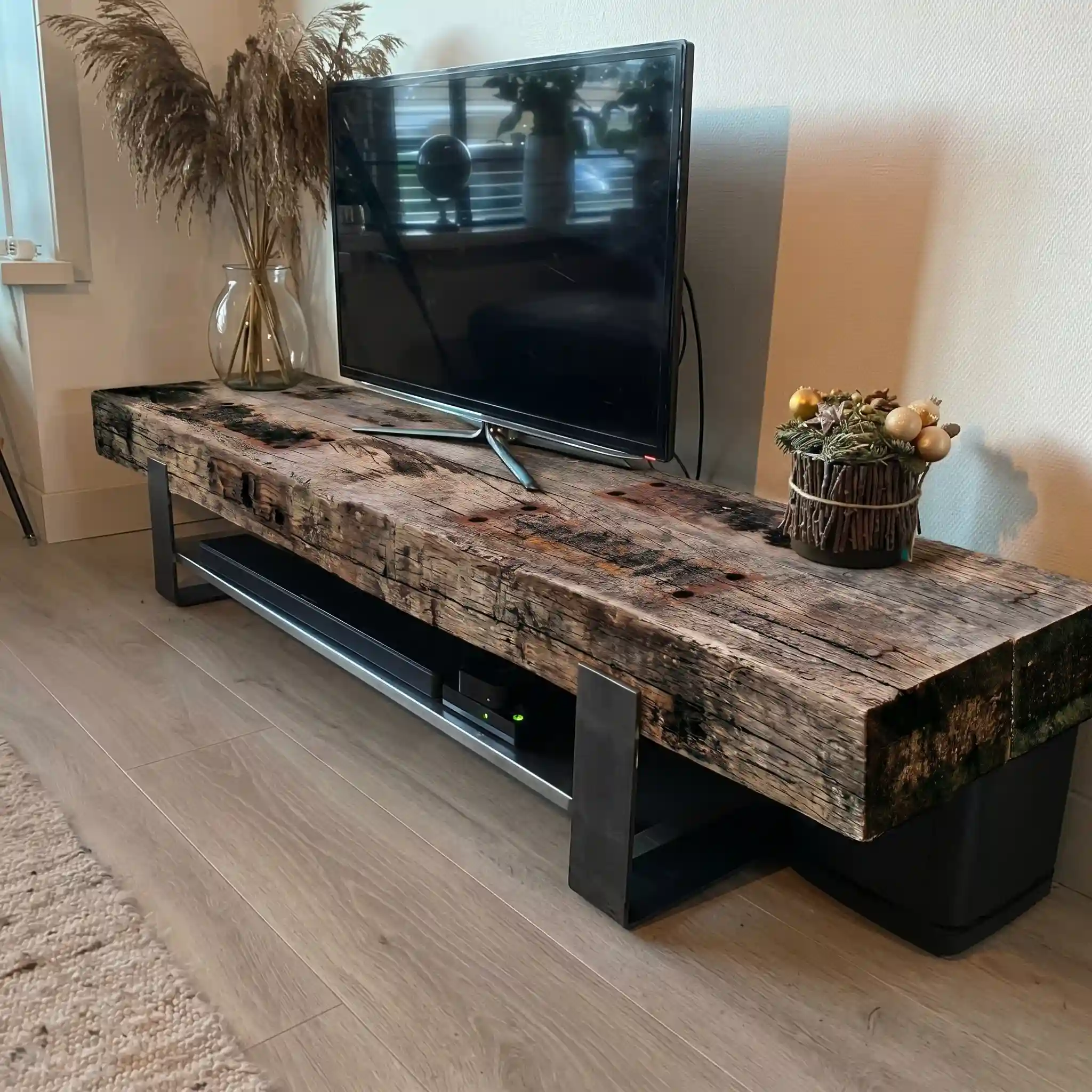 Meja TV Kayu Merbau Ukuran 200 x 48 x 40 cm